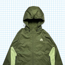 Load image into Gallery viewer, Nike ACG NikeFit Contrast Green Water Repellant Track Jacket Holiday 06&#39; - Large