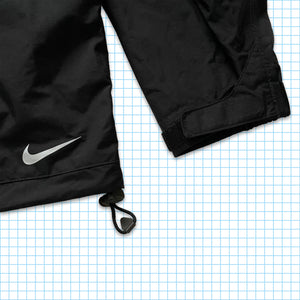 Vintage Nike ACG Overlocked White Seam Padded Jacket - Large / Extra Large