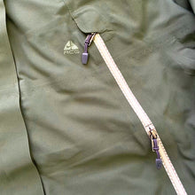 Load image into Gallery viewer, Vintage Nike ACG Recco System Quad Pocket Khaki Technical Jacket - Extra Large