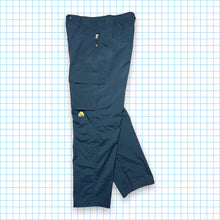Charger l&#39;image dans la galerie, Nike ACG Midnight Navy Pantalon cargo avec poche avant - Petit