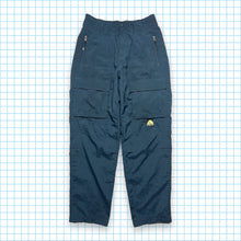 Charger l&#39;image dans la galerie, Nike ACG Midnight Navy Pantalon cargo avec poche avant - Petit