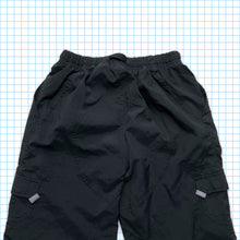 Load image into Gallery viewer, Vintage Nike ACG Nylon Shell Pant - Small
