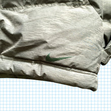 Load image into Gallery viewer, Vintage Nike ACG Down Fill 550 Blurred Rain Jacket - Medium