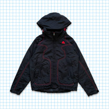 Charger l&#39;image dans la galerie, vintage Nike ACG Red Lines Veste rembourrée - Moyenne