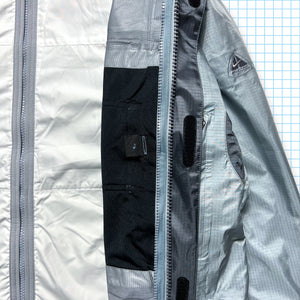 Nike ACG Silver Storm-Fit 2in1 Padded Heavy Weight Jacket - Large/Extra Large