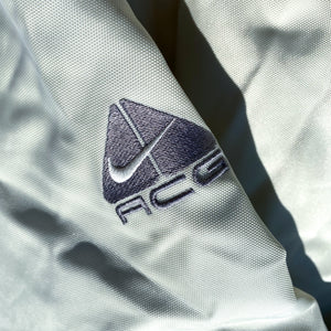 Nike ACG Heavy Duty Storm-Fit Half-Zip Waterproof Pullover - Medium / Large