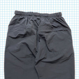 Vintage Nike ACG Dark Grey Shell Pant - Small