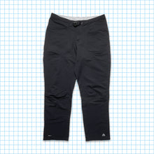 Carica l&#39;immagine nel visualizzatore di Gallery, Vintage Nike ACG Stealth Black Tactical Cargo Pant - 38&quot; Waist