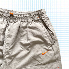 Load image into Gallery viewer, Vintage Nike Split Seam Shorts - Small