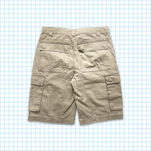 Carica l&#39;immagine nel visualizzatore di Gallery, Vintage Nike Beige Cargo Shorts - 32/34&quot; Waist