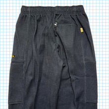 Charger l&#39;image dans la galerie, Pantalon cargo en coton côtelé Nike - Taille 30-33&quot;