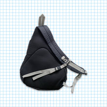 Carica l&#39;immagine nel visualizzatore di Gallery, Vintage Nike Single Strap Cross Body Technical Harness Bag