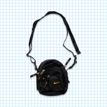 Load image into Gallery viewer, Vintage Nike Mini Stash Side/Belt Bag