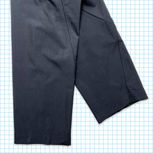 Load image into Gallery viewer, Nike Mobius ‘MB1’ Tonal Black Articulated Soleus Pant - Small