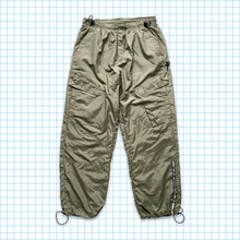 Charger l&#39;image dans la galerie, vintage Nike Kaki/Gris Multi Pocket Nylon Shimmer Cargos - Moyen