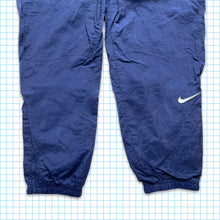 Charger l&#39;image dans la galerie, vintage Nike Swoosh Navy Shell Pantalon - Moyen
