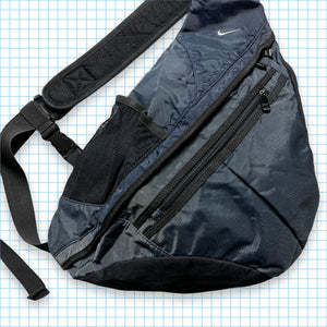 Vintage Nike Navy Shimmer Tri-Harness Bag