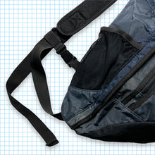 Load image into Gallery viewer, Vintage Nike Navy Shimmer Tri-Harness Bag