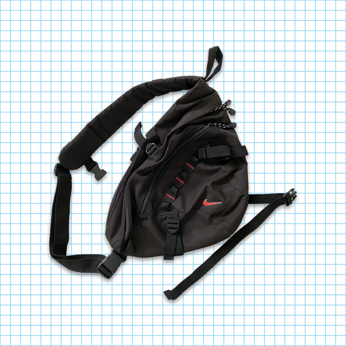 vintage Nike Technique Noir/Rouge Tri-Harness Cross Body Bag