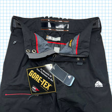 Load image into Gallery viewer, Nike ACG Gore-Tex Skii Pants - Small