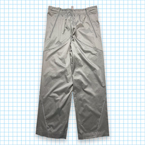 Pantalon MP3 Nike à coutures techniques avec bandes - Taille 32-36"