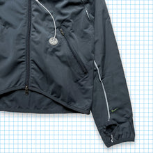 Load image into Gallery viewer, Nike Technical MP3 2in1 Windrunner Jacket SS03&#39; - Small