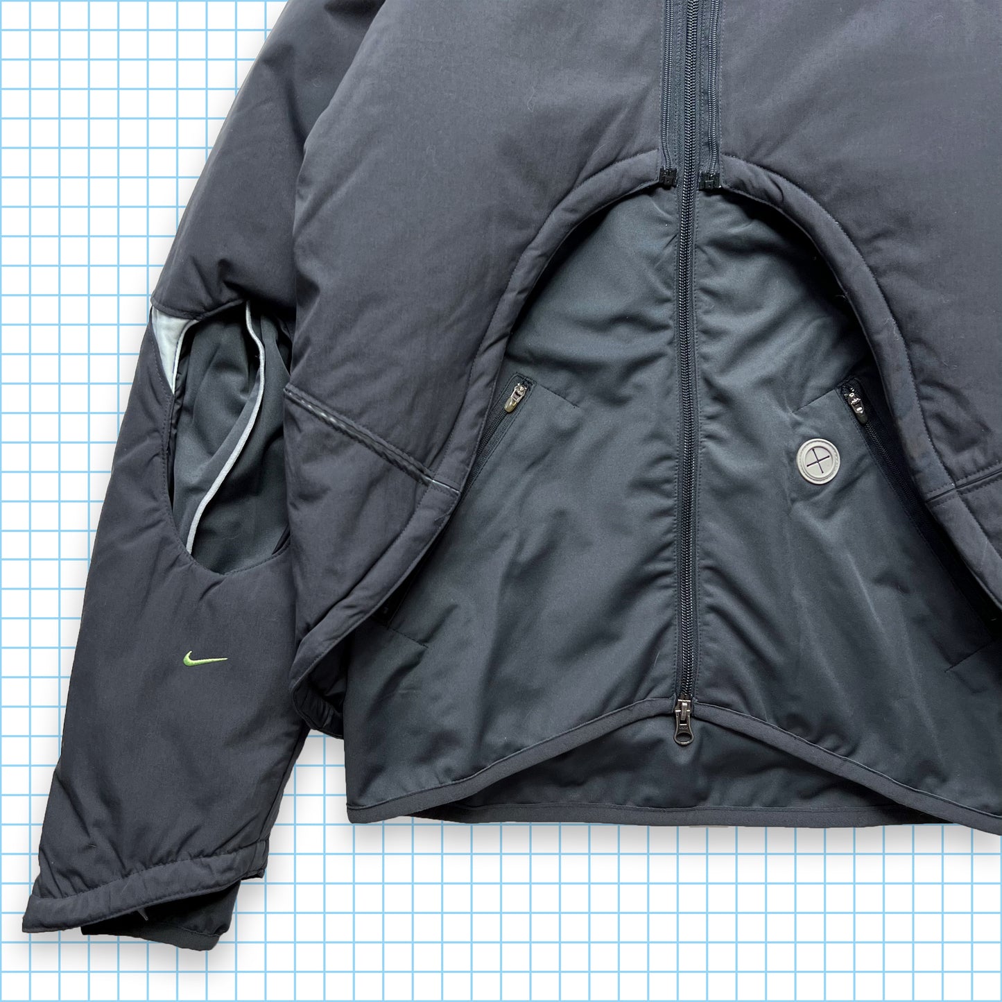 Nike Technical MP3 2in1 Windrunner Jacket SS03' - Small