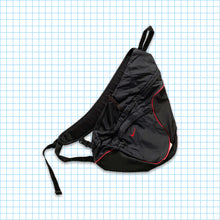 Charger l&#39;image dans la galerie, vintage Nike Technique Noir/Rouge Swoosh Tri-Harness Cross Body Bag