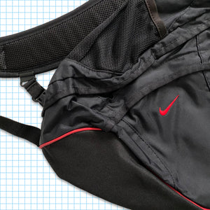 vintage Nike Technique Noir/Rouge Swoosh Tri-Harness Cross Body Bag