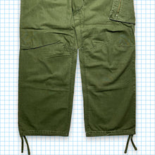 Carica l&#39;immagine nel visualizzatore di Gallery, Vintage Nike Washed Khaki Cargo Pant - Multiple Sizes