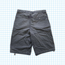 Carica l&#39;immagine nel visualizzatore di Gallery, Vintage Nike Denim Wash Cargo Shorts - Small