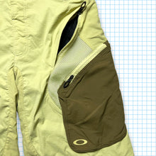 Load image into Gallery viewer, Oakley Light Yellow Multi Pocket Technical Shorts - 34-36&quot; Waist