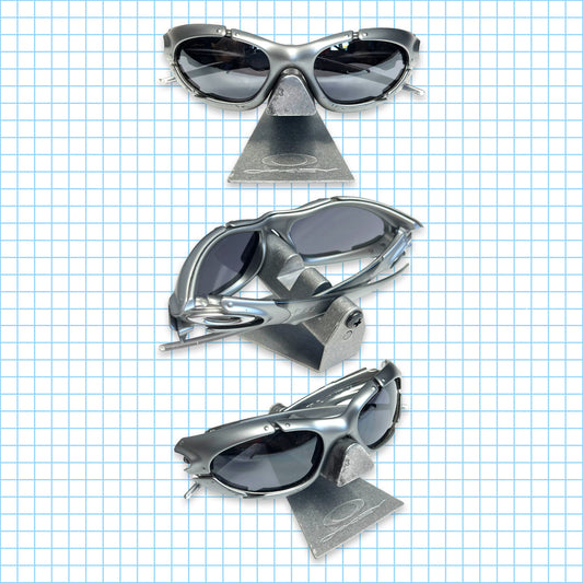 Lunettes de soleil Oakley 03' Plate Argent Foncé / Noir Iridium