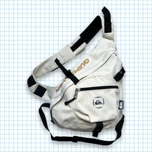 Load image into Gallery viewer, Vintage Quiksilver Off White Cross Body Bag