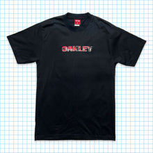 画像をギャラリービューアに読み込む, Oakley ブラック Spellout グラフィック T シャツ - L