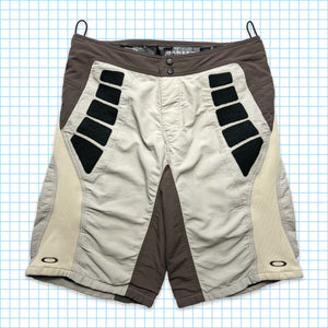 Oakley Earthy Ventilated Technical Shorts - 34" Waist