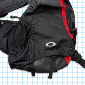 Vintage Oakley Technical Red/Black Sling Bag
