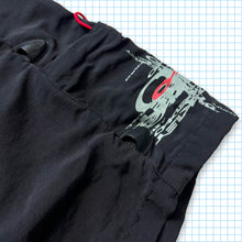 Load image into Gallery viewer, Oakley Jet Black Technical Ventilated Shorts - Medium