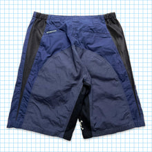 Load image into Gallery viewer, Oakley Midnight Navy Cargo Pocket Ventilated Shorts - Medium