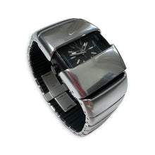 Load image into Gallery viewer, Early 2000&#39;s Nike D-Line Stainless-Steel Watch
