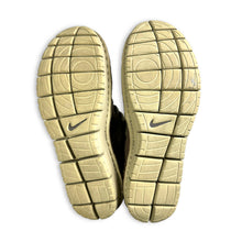 Carica l&#39;immagine nel visualizzatore di Gallery, 2005 Nike Considered &#39; BB&#39; Mid Everyday Shoe - UK8 / US9 / EU42