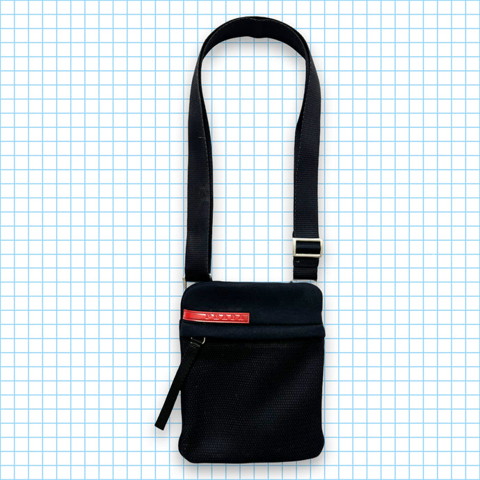 Prada Sport Mini sac latéral en maille noir/gris