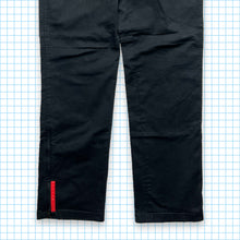 Charger l&#39;image dans la galerie, vintage Prada Sport Jet Black Pantalon - Taille 30 »