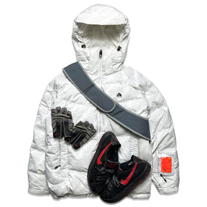 Nike ACG Pure White Line Graphic 650 Down Puffer - Large / Extra Large