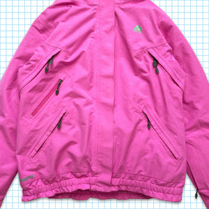 vintage Nike ACG Shocking Pink Gore-Tex Multi Pocket Veste rembourrée - Moyenne