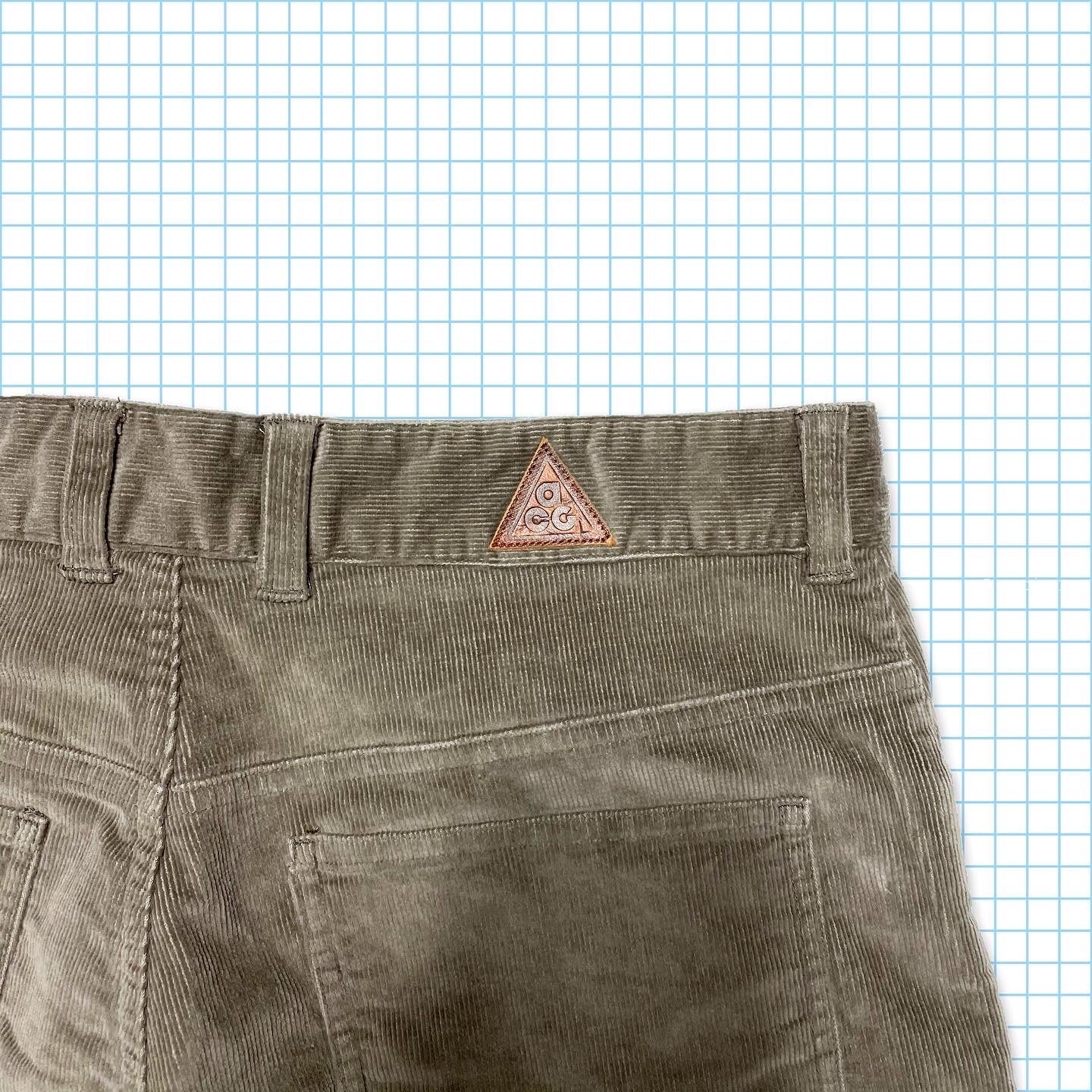 Vintage Nike ACG Baby Cord Light Brown/Khaki Trousers Fall 00’ - Multiple Sizes