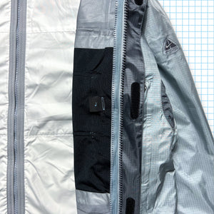 Nike ACG Silver Storm-Fit 2in1 Padded Heavy Weight Jacket - Medium
