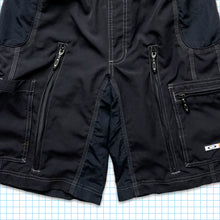 Load image into Gallery viewer, Oakley Multi Pocket Technical Cargo Shorts - Small