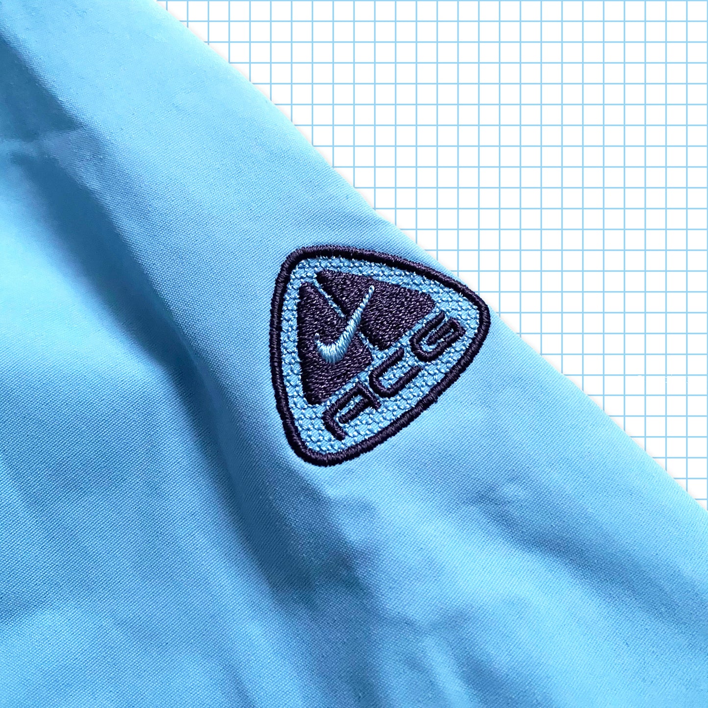 Vintage Nike ACG Sky Blue/Navy Padded Jacket - Medium